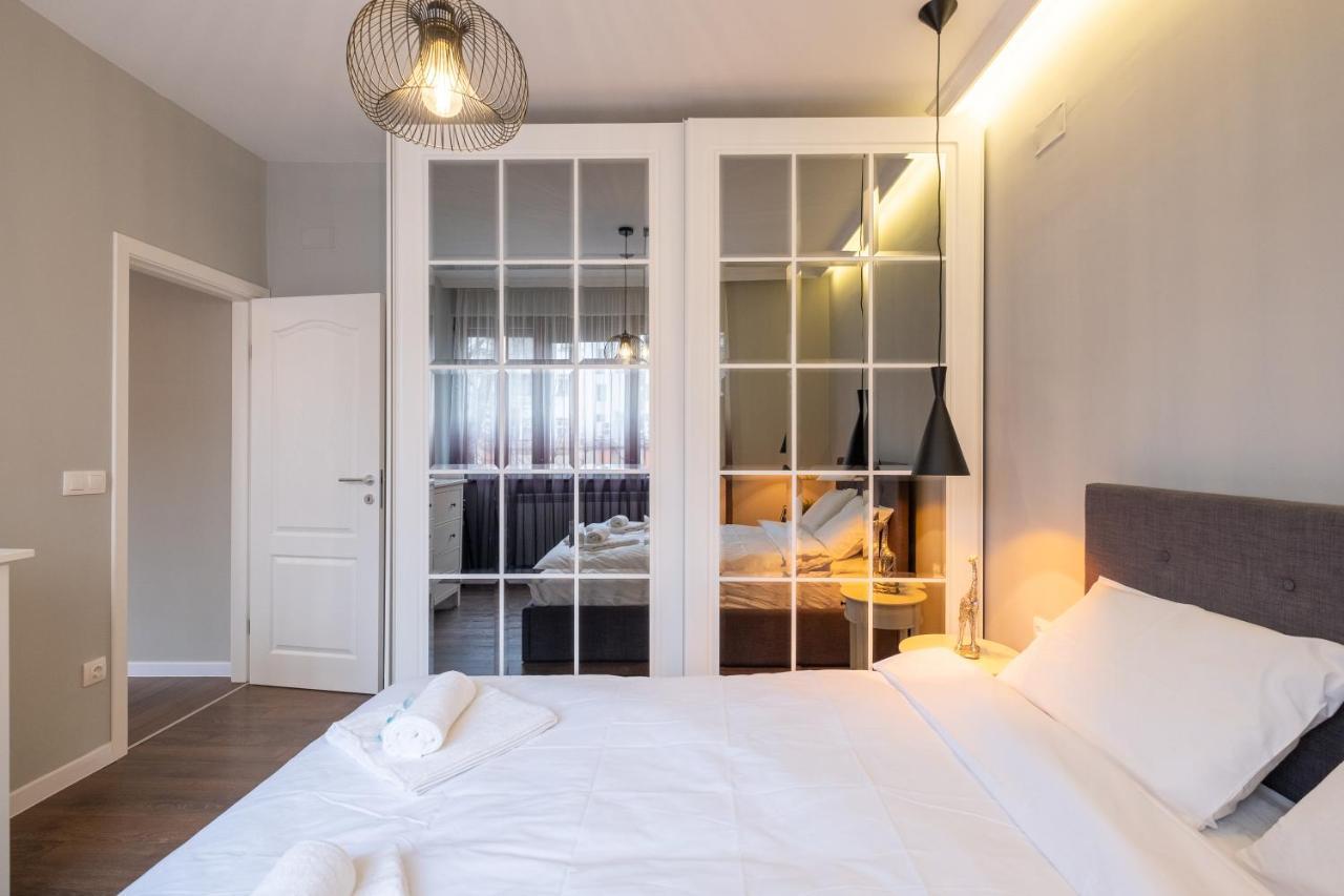 Апартаменти Designer & Cozy 2bd Flat With A Parking In The Center By Flat Mаnager *