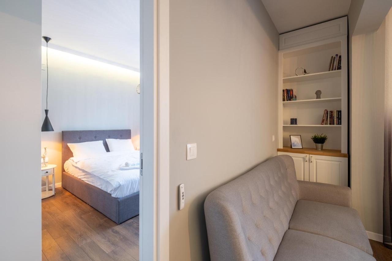Designer & Cozy 2bd Flat With A Parking In The Center By Flat Mаnager Апартаменти